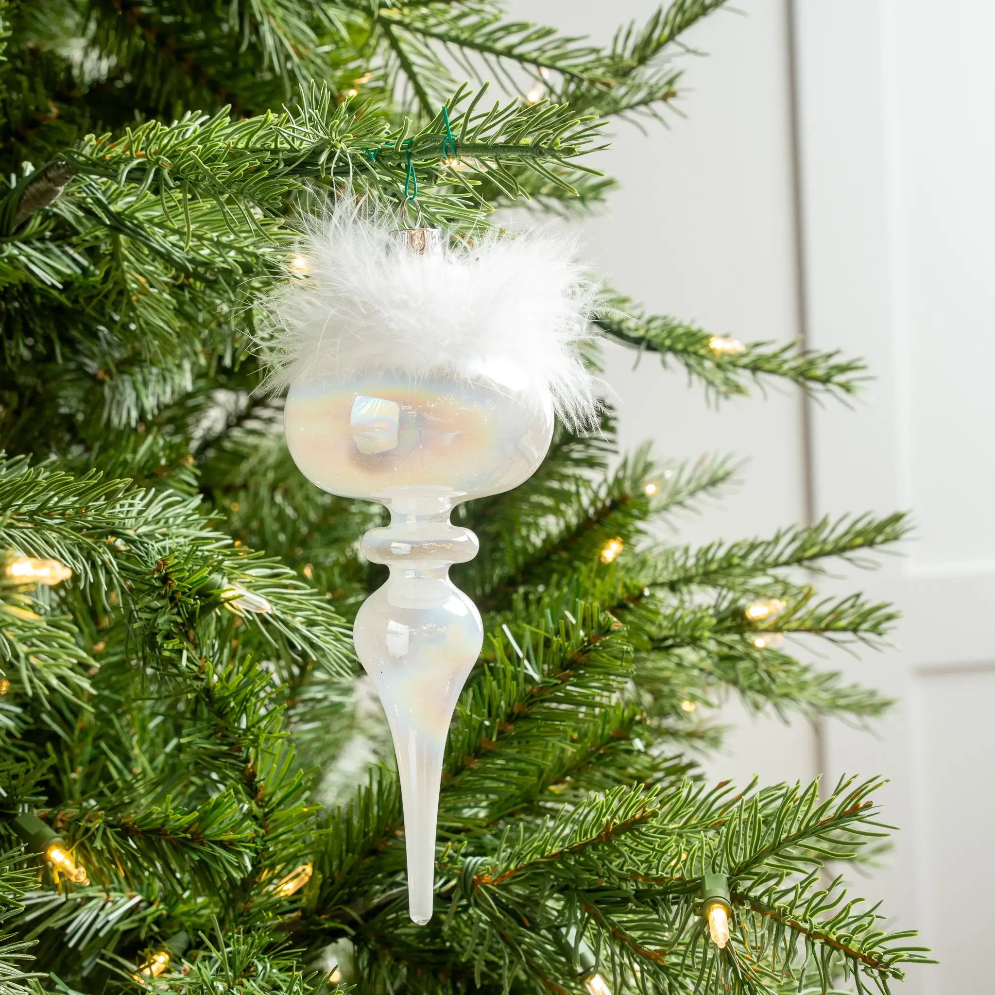 8" White Iridescent Feathered Finial Set Of 6 4 8" White Iridescent Feathered Finial Set Of 6 - Image 2