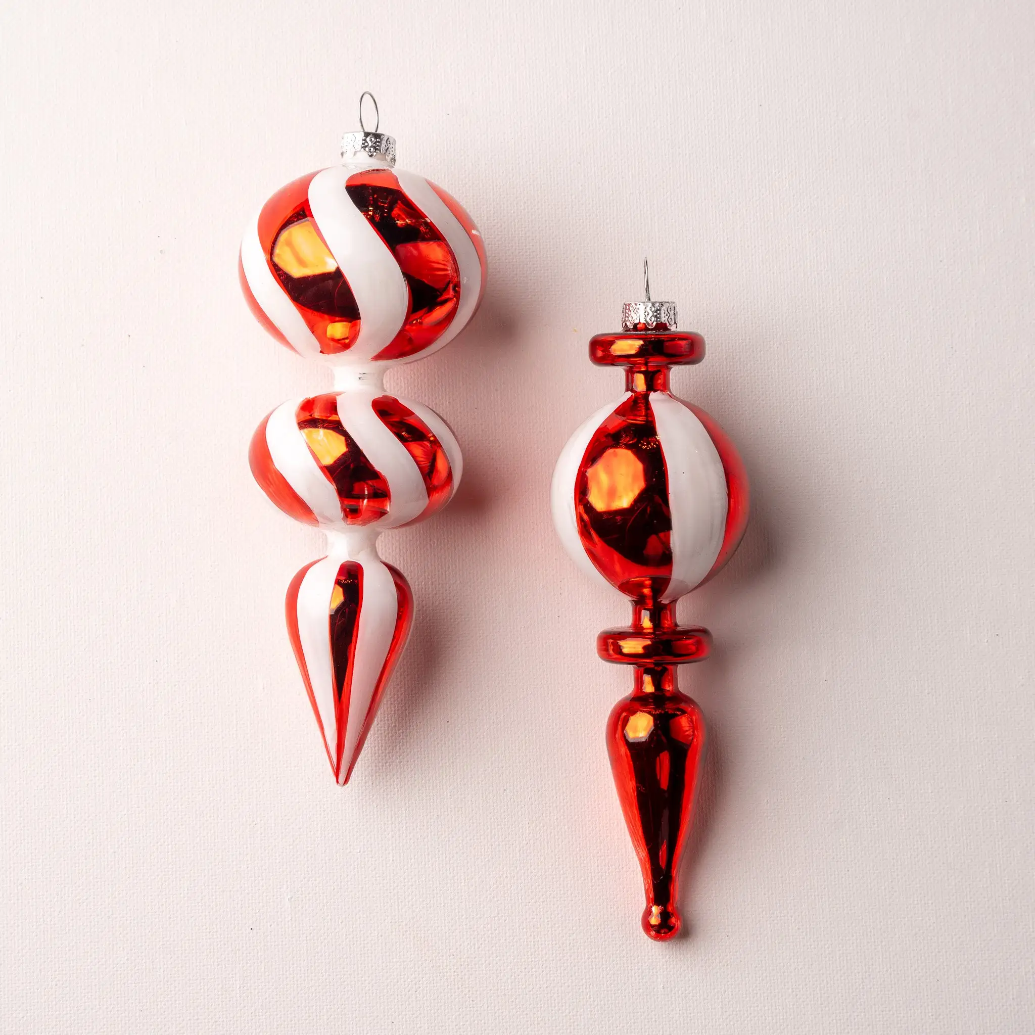 6" Red & White Assorted Finial Set Of 6 3 6" Red & White Assorted Finial Set Of 6