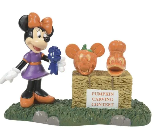 Disney Village Minnie Picks A Winner 3 Disney Village Minnie Picks A Winner